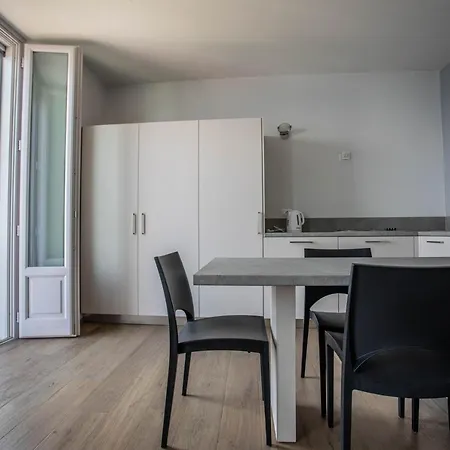 La Dimora Del Glicine דירה