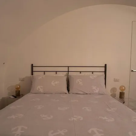 La Dimora Del Glicine דירה